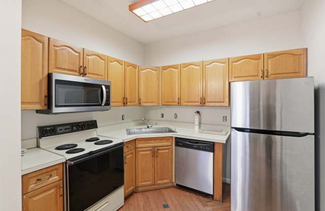 15663 Viewpoint Circle - 1 photos photos