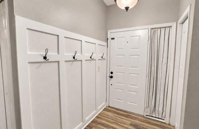 1022 Ward Cir Gallery 4