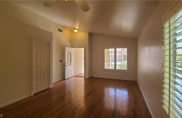1413 IRON SPRINGS Drive Gallery 3