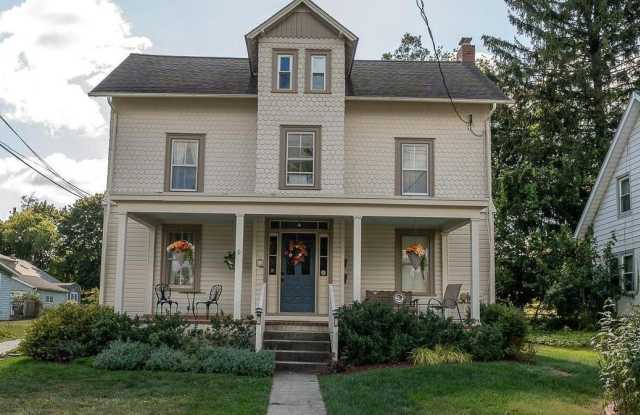11 Maple Ave photos photos