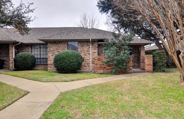 5872 Westhaven Drive - 5872 Westhaven Drive, Fort Worth, TX 76132