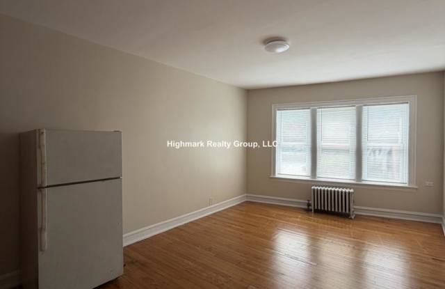 1143 West Morse Gallery 2