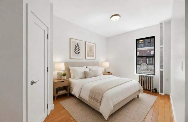 206 Rivington Street Gallery 2