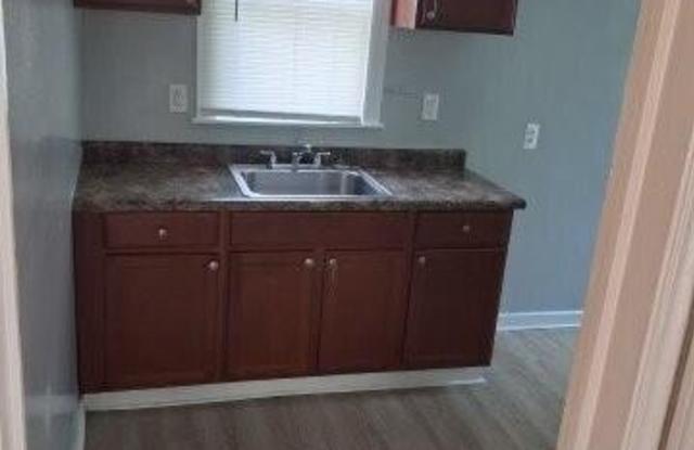 19732 Glastonbury Road Gallery 2