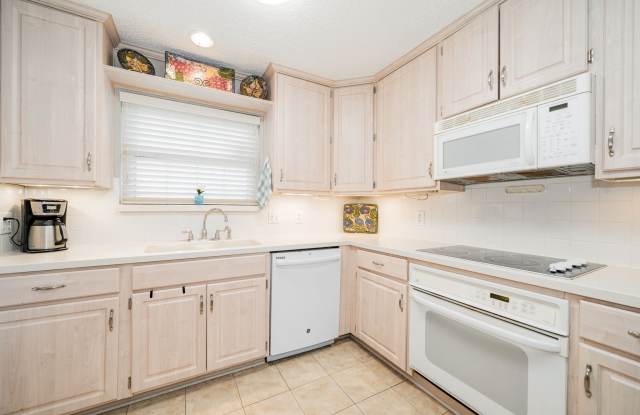 5335 Bent Tree Forest Drive Gallery 2