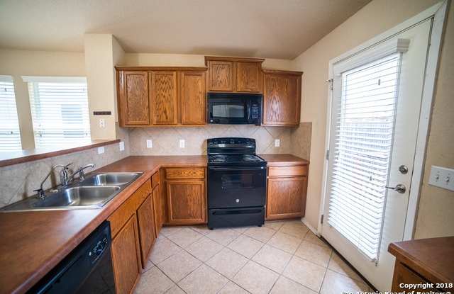 4038 Adair Bluff Gallery 3