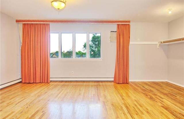 1856 East 13th Street photos photos