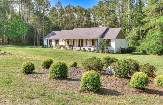 1006 Tamarack Drive Gallery 4