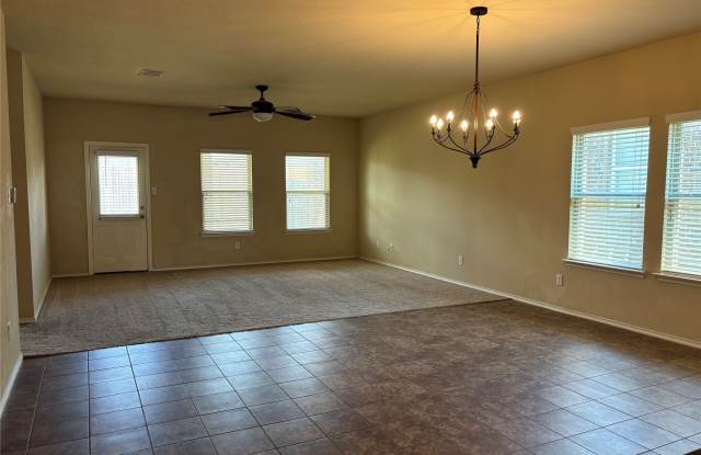 1122 Bellevue Drive Gallery 3