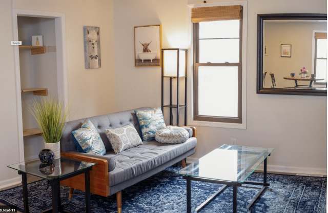 114 E Lloyd St photos photos 114 E Lloyd St photos photos