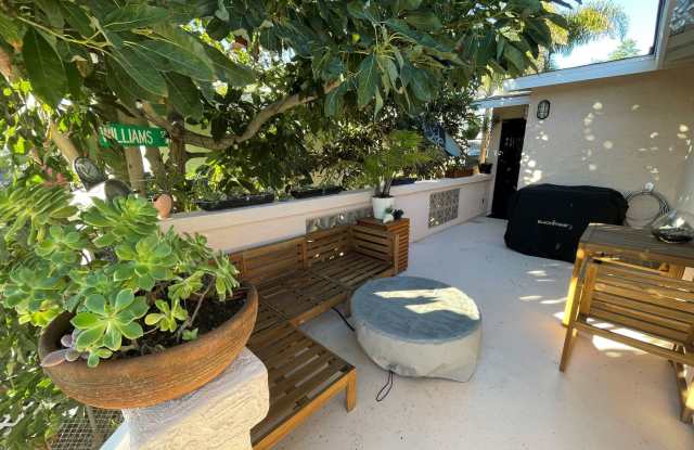 House close to the beach photos photos