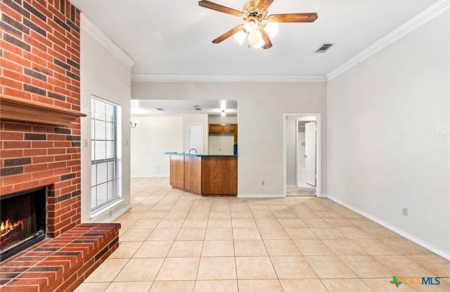 1502 Oak Knoll Lane Gallery 4