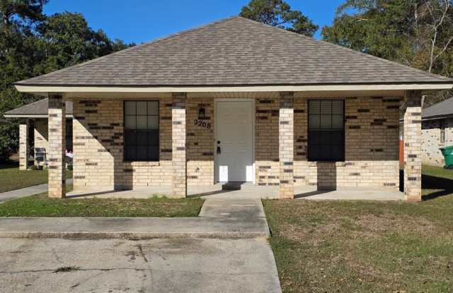 2208 S. McGeehee Lane - 2208 South McGeehee Lane, Picayune, MS 39466