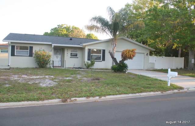 Charming 3 bedroom 2 bath in North Clearwater, Available in October photos photos