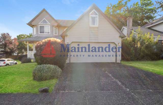 This Beautiful Home, Ideally Situated On A Corner Lot, In The Summerlake Neighborhood Near Progress Ridge Is A Must-See! - 13338 Southwest Shore Drive, Tigard, OR 97223