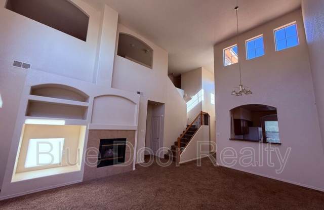 1379 Peppoli Loop Gallery 2