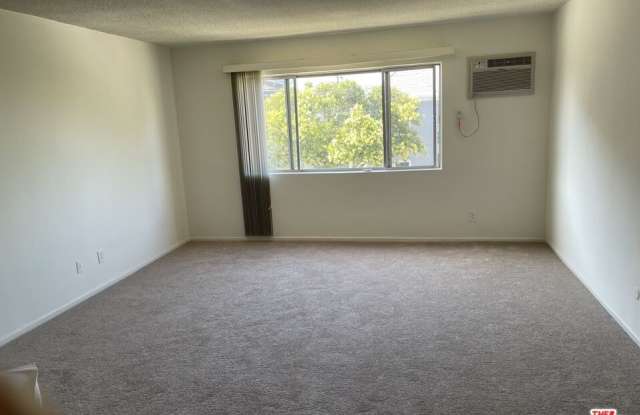 9204 Whitworth Dr Gallery 2
