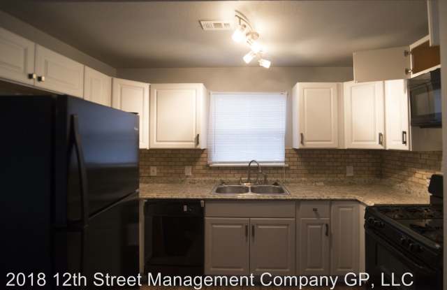 1200 Walnut Gallery 3