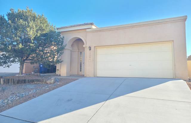 Beautiful 3BR/2BA home in Great NE Heights Neighborhood photos photos