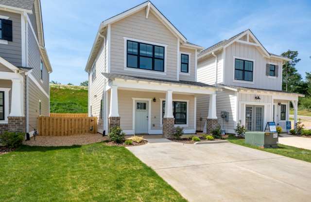 4272 Brevard Blvd photos photos