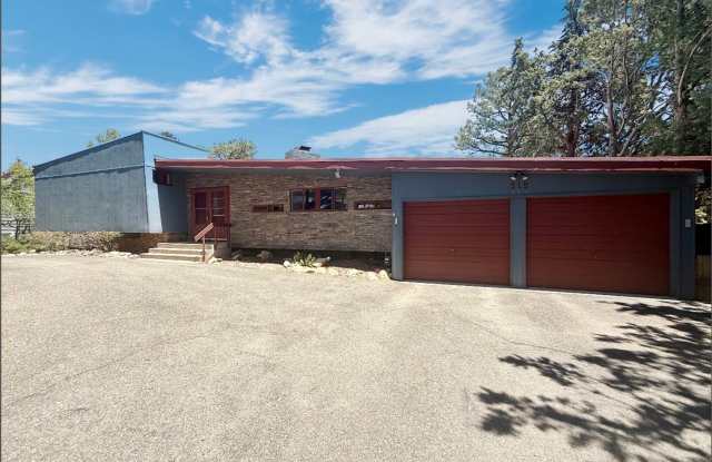 Don't Miss out on this one of a kind home close to Downtown! photos photos