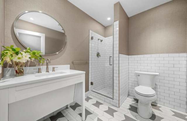Whitcomb Terrace Apartments Gallery 3