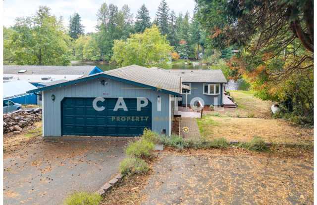 7910 Warbler Court Southeast Gallery 1