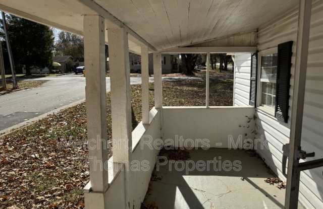 1403 Elm Street photos photos