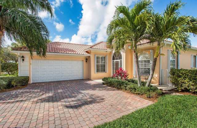813 Niemen Drive photos photos