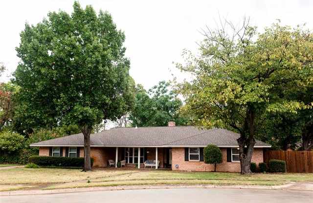 1603 Miller Court Gallery 2