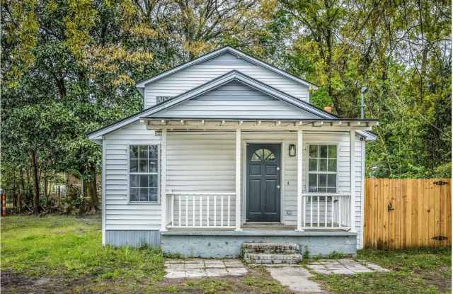 1772 Disco Avenue photos photos