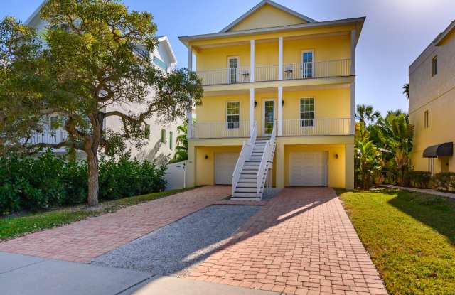 536 Canal Rd - 536 Canal Road, Siesta Key, FL 34242