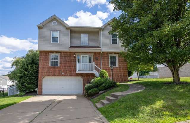 1421 Sandstone Dr Gallery 1