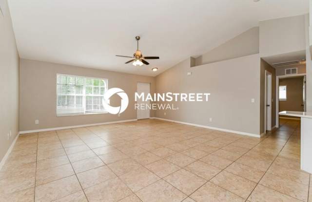 749 Colyer Street East Gallery 4