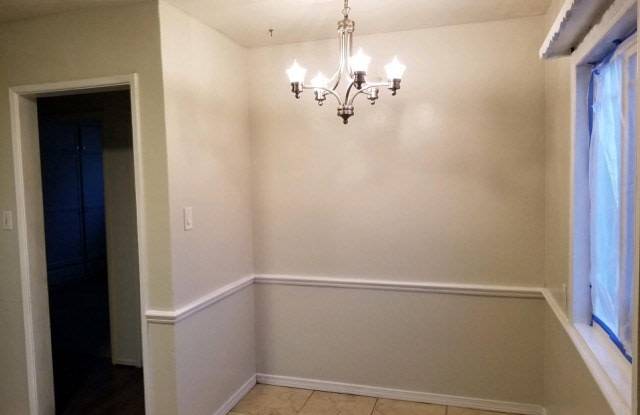 611 W Imperial Highway W Gallery 4