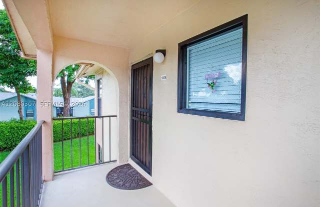 9431 Boca Cove Cir Gallery 1