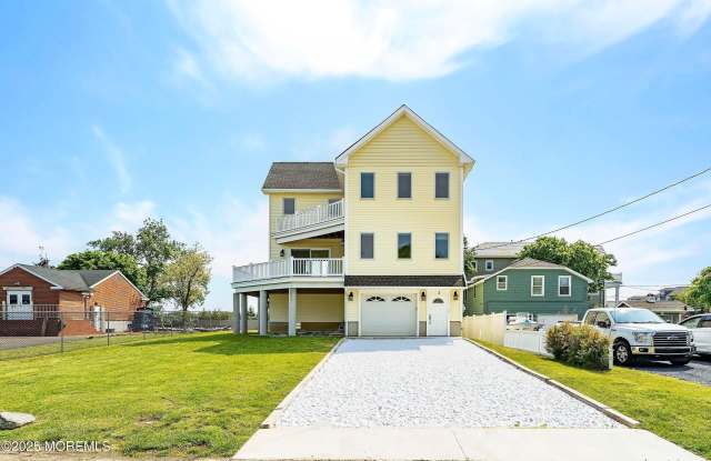 3 Grant Avenue photos photos