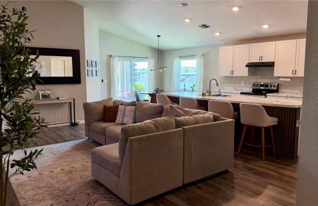 6896 GIDEON Circle Gallery 1