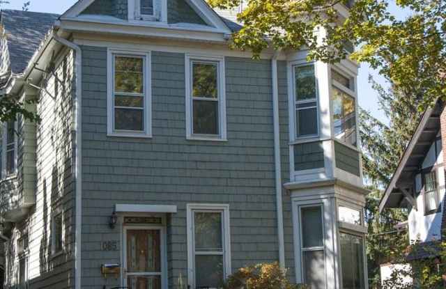 1085 14th Ave SE - 1085 Southeast 14th Avenue, Minneapolis, MN 55414