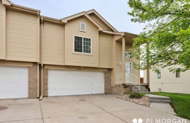 Charming 3 bedroom, 2 bathroom Duplex with 2 Car Garage - COMING SOON photos photos Charming 3 bedroom, 2 bathroom Duplex with 2 Car Garage - COMING SOON photos photos