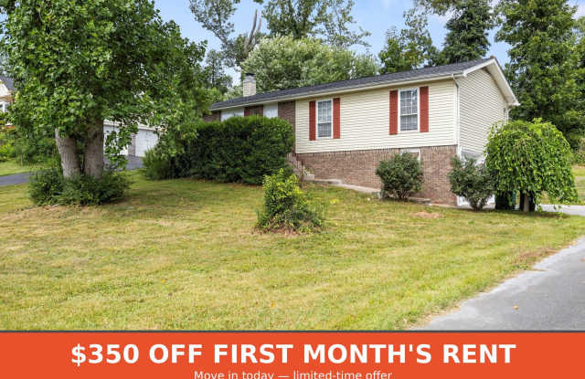 Beautiful Updated 4 Bed 2 Bath Home in Ooltewah $500 Off First Month! Gallery 1