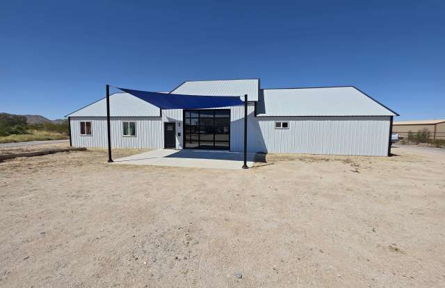 2061 W Daniel Rd photos photos