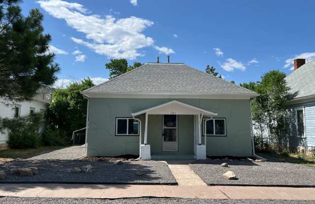 Newly Remodeled 2 Bedroom Home photos photos