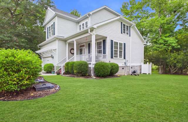 Beautiful Home In Oyster Harbour Neighborhood - Available Now! Gallery 3