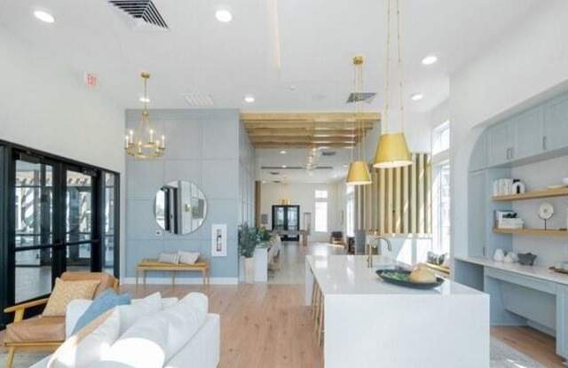 7765 Burleson Rd photos photos