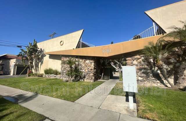 9781 Acacia Avenue photos photos