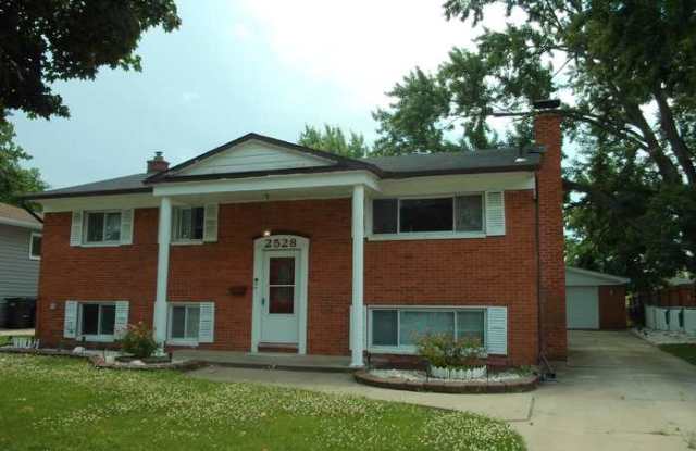 2528 Koper Drive photos photos