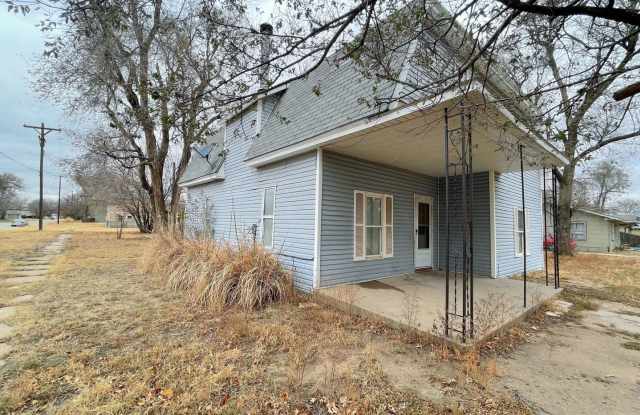 Large 5 bedroom home in Nickerson Gallery 3