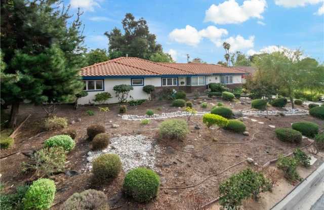 916 E Cypress Avenue - 916 East Cypress Avenue, Glendora, CA 91741