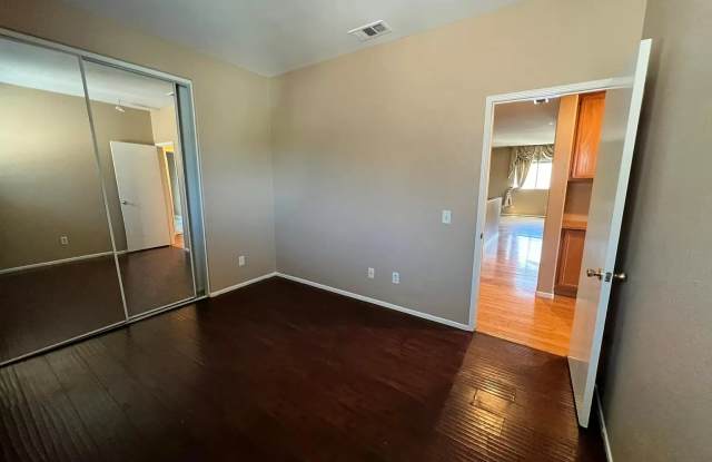 4752 Revere St photos photos